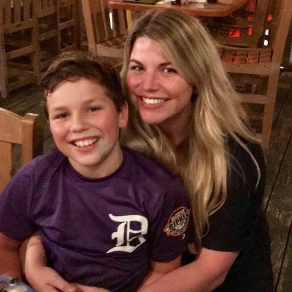 Meet your Posher, Jessica - Picture 1 of 1